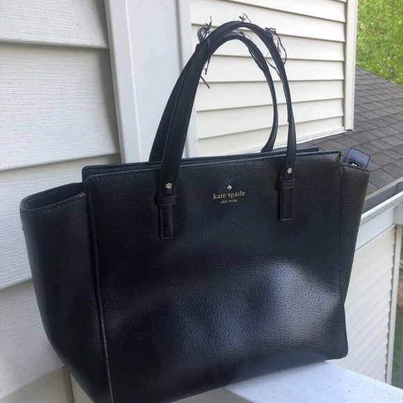 kate spade Handbags - Black Kate Spade Bag